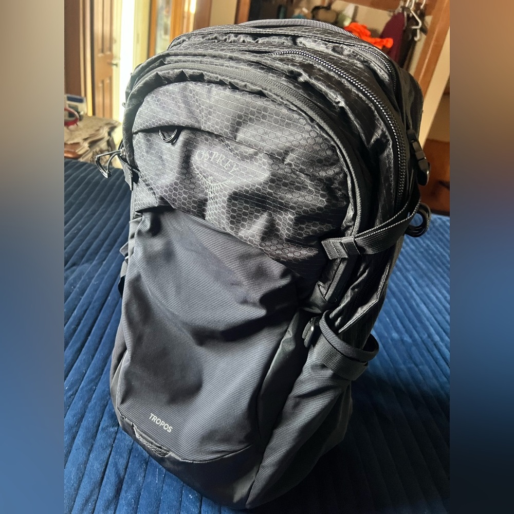 Osprey Tropos 32L EUC - Picture 6 of 16